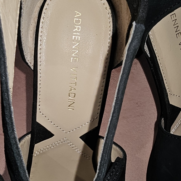 Adrienne Vittadini Black Heels - Picture 2 of 12